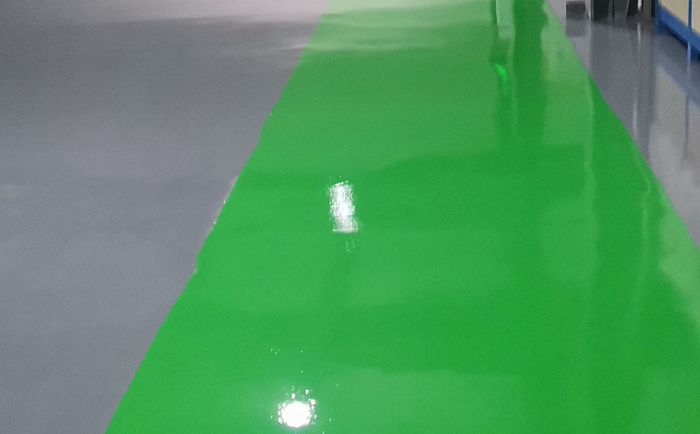 无溶剂环氧地坪漆是水性还是油性的？